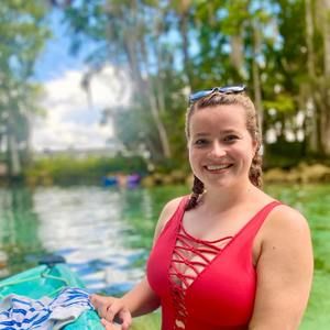 Meet your Posher, Elizabeth